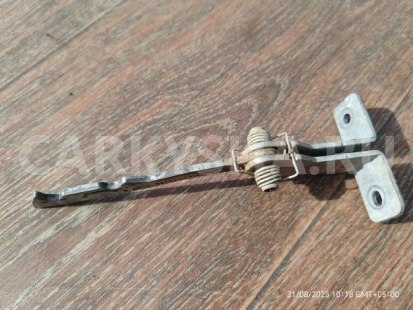 Ограничитель багажника лев Лада Largus 2019 6001549483 21129 ВАЗ (Lada) 2112 