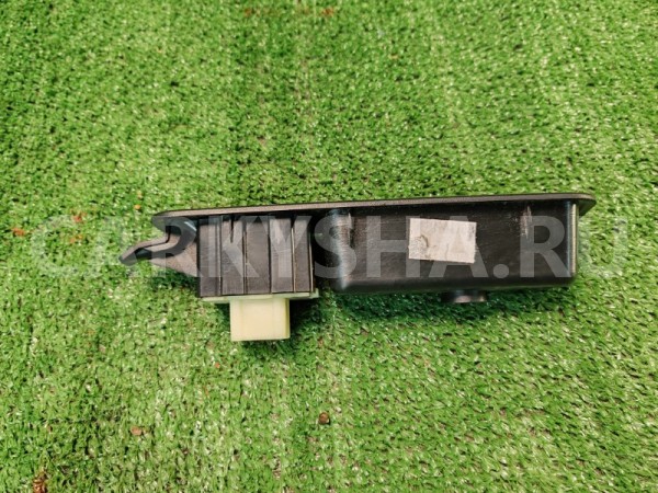 Кнопка стеклоподъемника Lada X-Ray 2019 254218614R 21129, задняя правая ВАЗ (Lada) 2112 