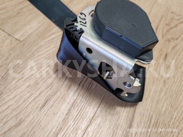 Ремень безопасности задний центральный Nissan Terrano 2018 8885400Q0A F4R Nissan Terrano 