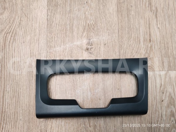 Накладка торпедо Lada X-Ray 2017 275004169R 21179 ВАЗ (Lada) XRAY 