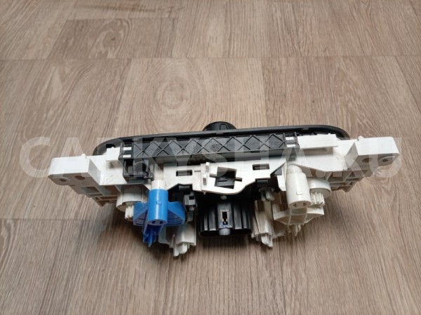 Блок управления печки Renault Sandero Stepway 2015 275100922R К4М Renault Sandero 