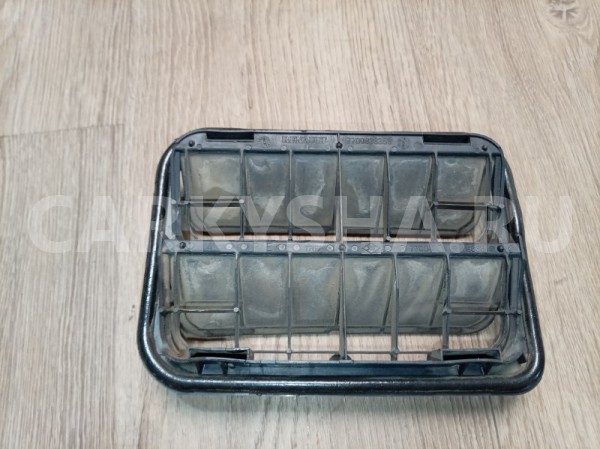 Решетка вентиляционная Renault Sandero Stepway 2015 7700838358 К4М Renault Sandero 