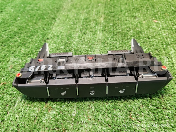 Кнопки подогрева Kia Ceed 2022 93315J7010WK УНИВЕРСАЛ G4FG Kia Cee'd 