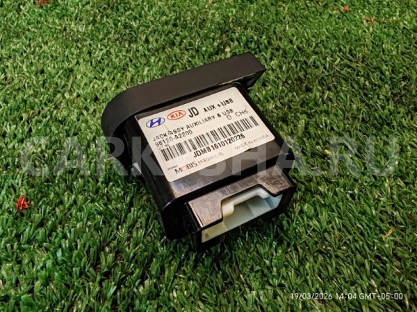 USB AUX разъемы Kia Ceed 2017 96120A2200 УНИВЕРСАЛ G4LC Kia Cee'd 