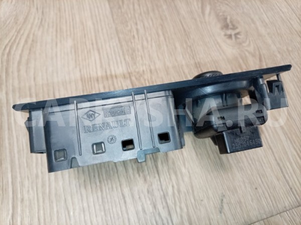 Блок управления зеркалами Renault Sandero Stepway 2015 255704649R К4М Renault Sandero 