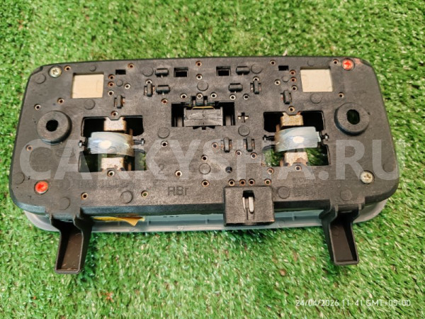 Фонарь пололочный Kia Rio 2013 928504L0008M СЕДАН G4FA, передний Kia Rio 