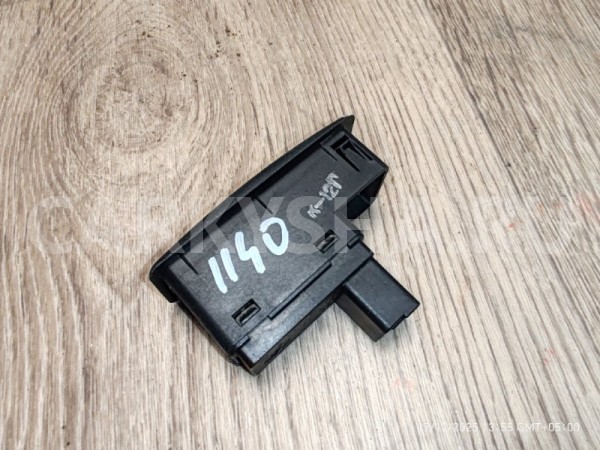 Кнопка стеклоподъемника Lada Kalina 2 2013 21900370961300 ХЭТЧБЕК 11186 ВАЗ (Lada) Kalina 